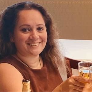 Meet your Posher, Zinnia